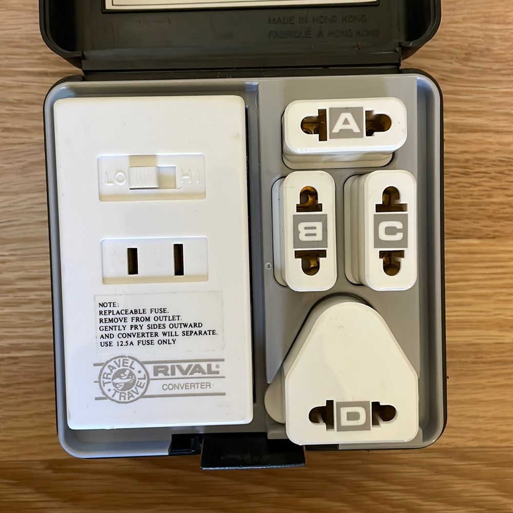 Travel Converter/Travel Adapter Rival EUC
